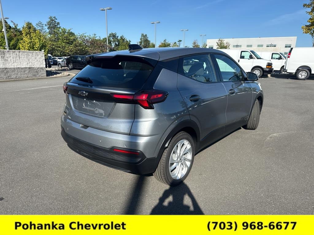 New 2027 Chevrolet Bolt LT FWD image 7