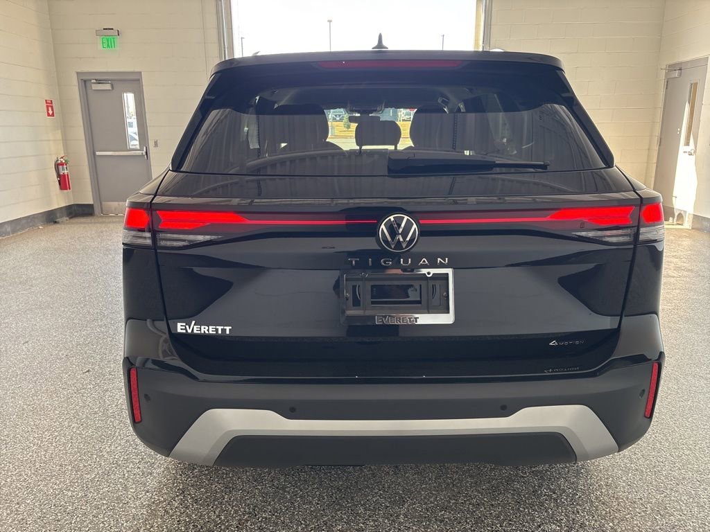 New 2026 Volkswagen Tiguan S AWD/4WD image 4