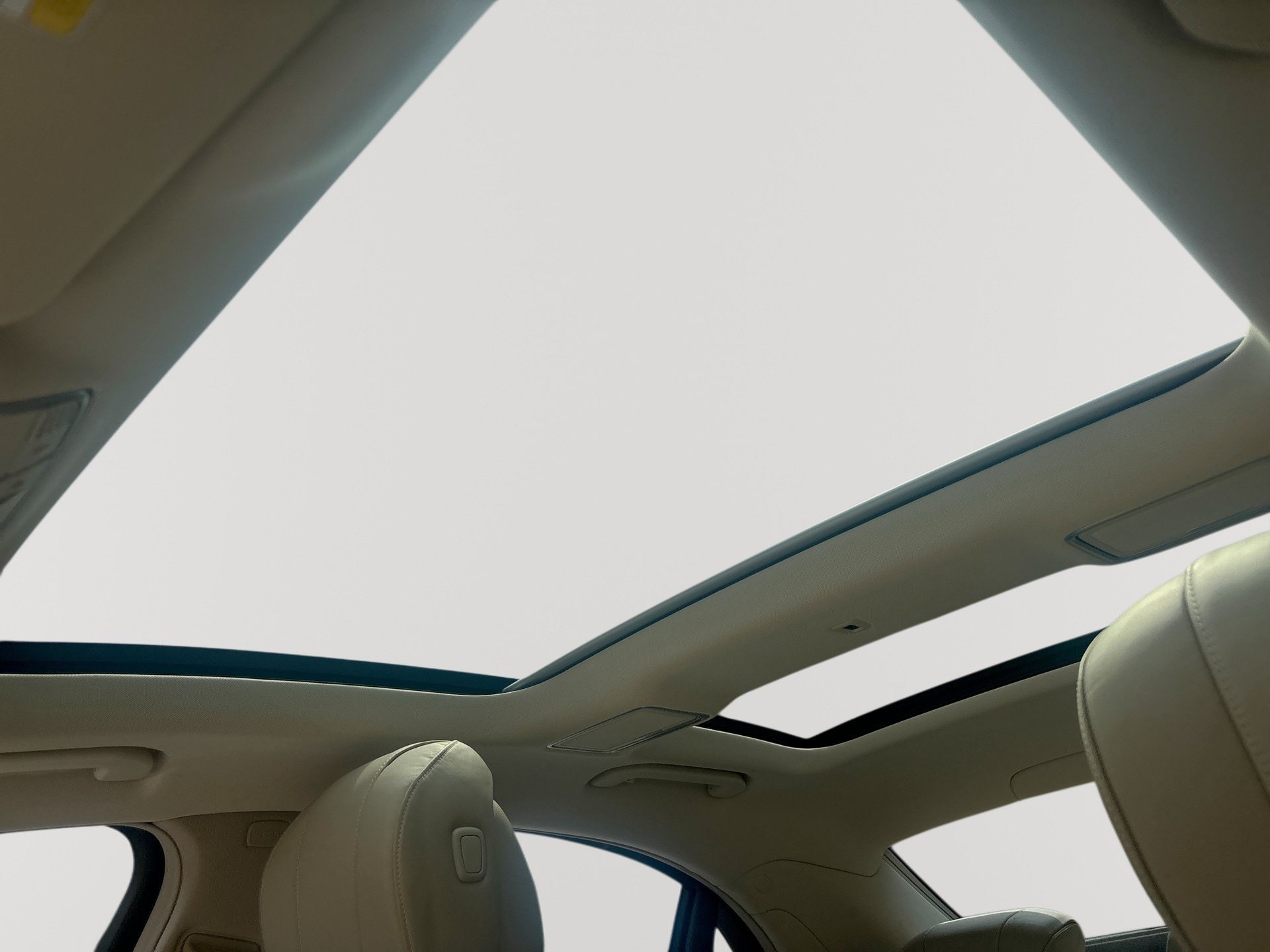 Used 2016 Mercedes-Benz S 550 4MATIC Sedan image 16