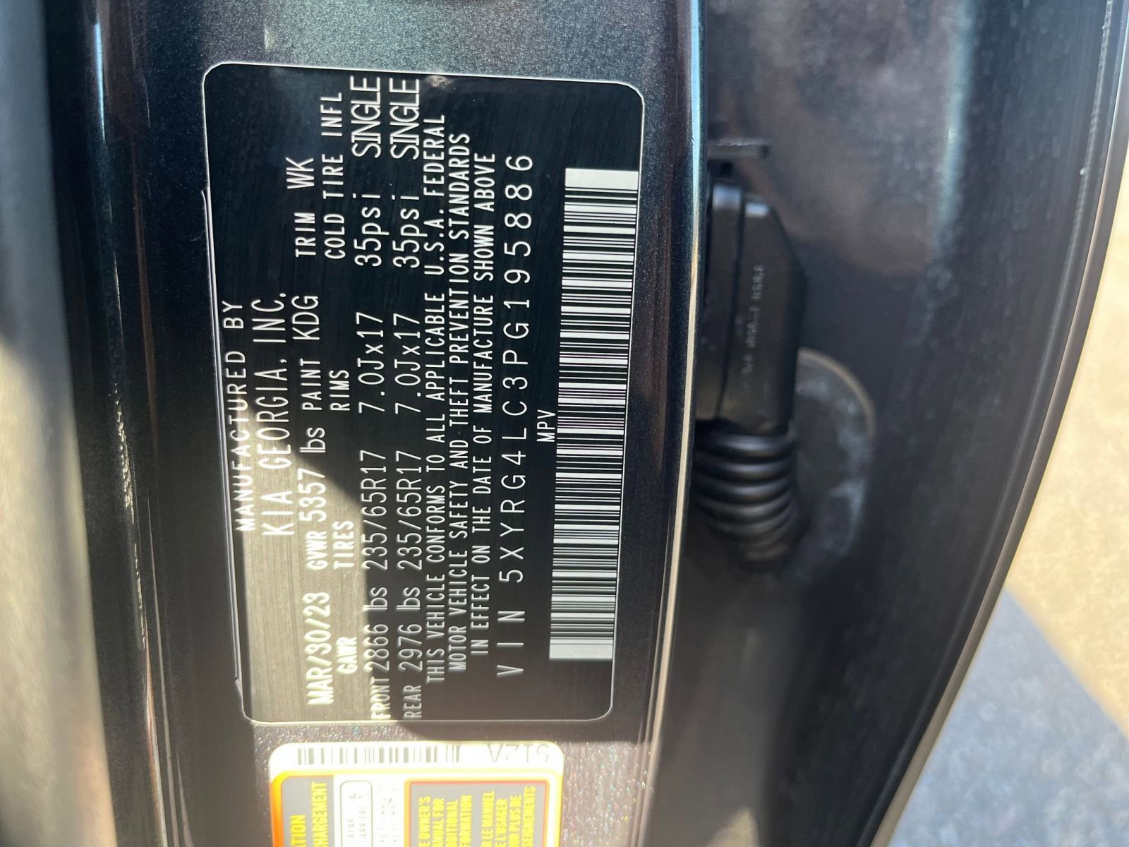 Used 2023 Kia Sorento LX FWD image 23