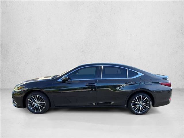 Used 2025 Lexus ES 300h w/ Premium Package FWD image 9