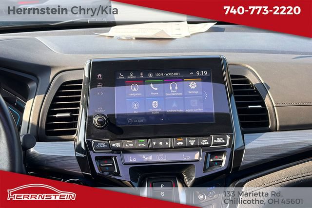 Used 2023 Honda Odyssey Elite image 9