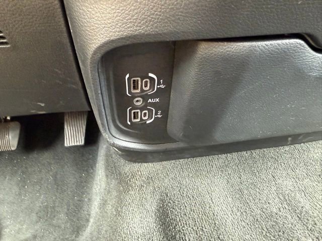 Used 2022 RAM 1500 Big Horn image 28