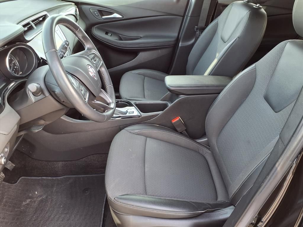Certified 2023 Buick Encore GX Select image 5