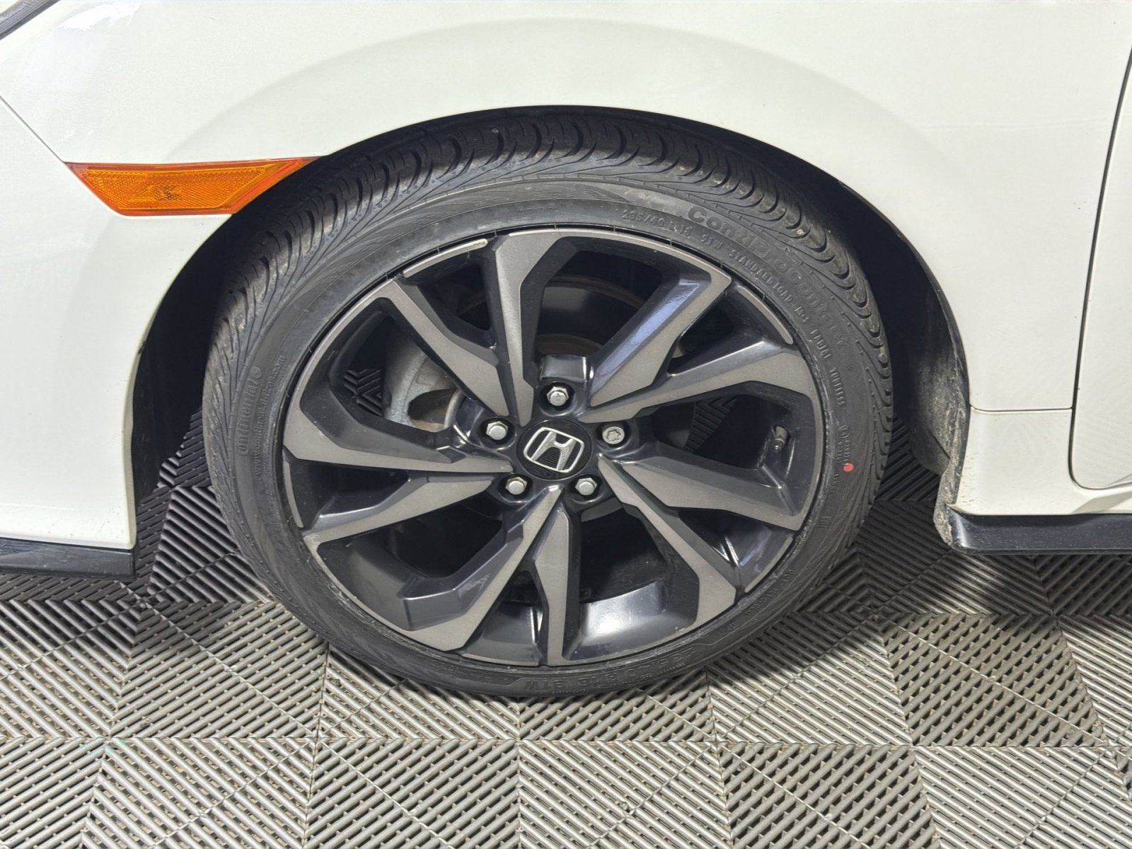 Used 2017 Honda Civic Sport image 12