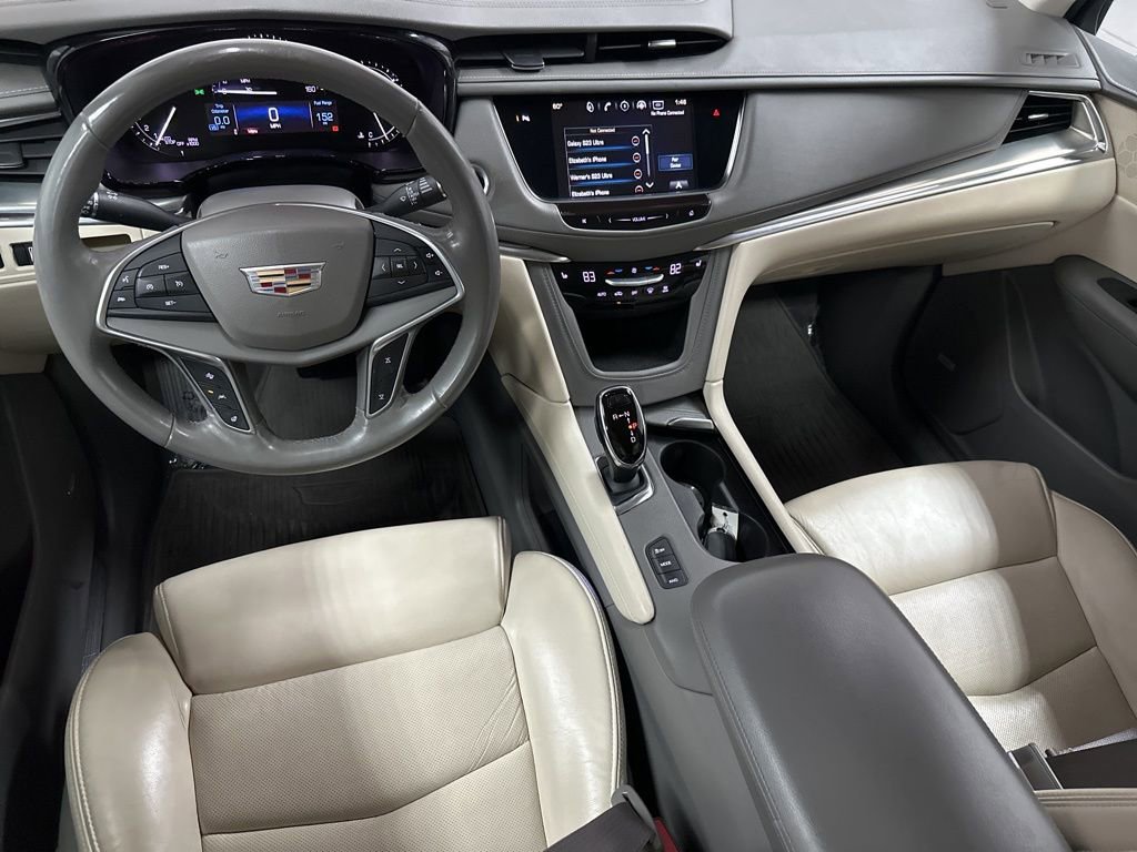 Used 2017 Cadillac XT5 Luxury w/ Driver Awareness Package image 13