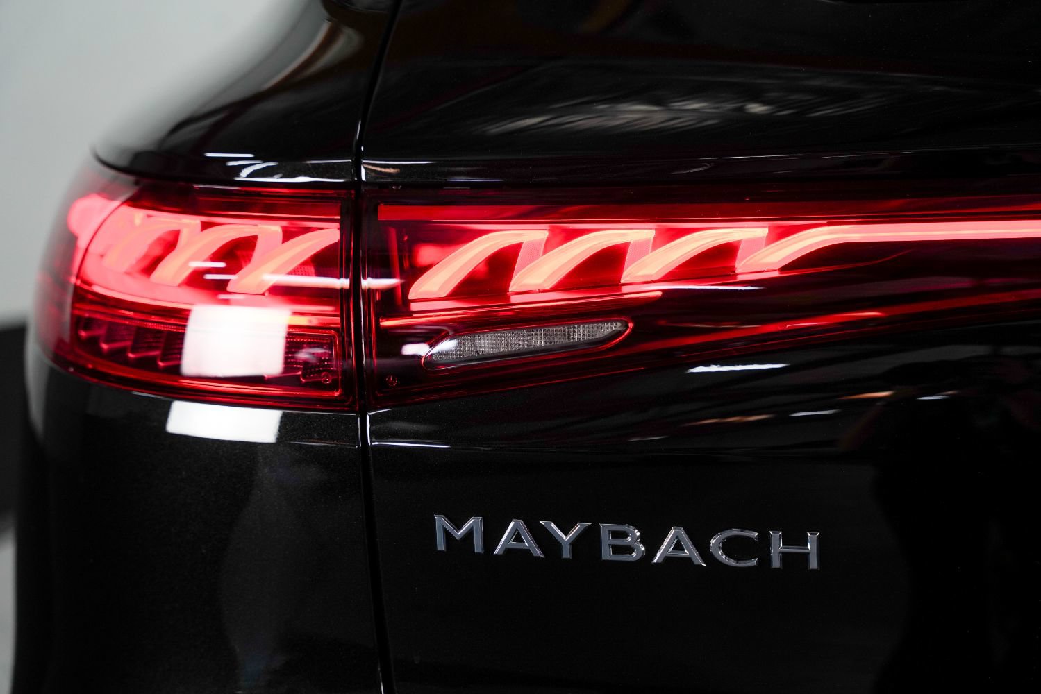Used 2025 Mercedes-Benz Maybach EQS 680 4MATIC image 20