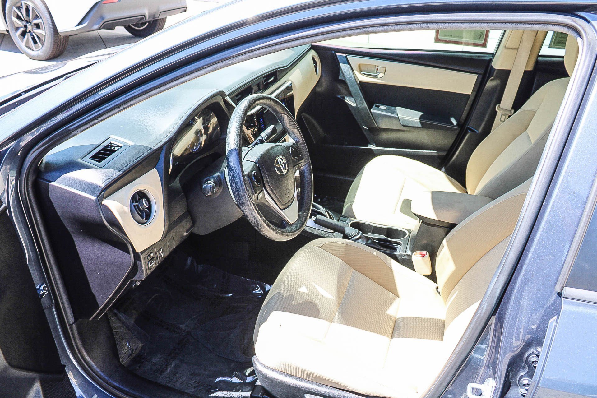 Certified 2017 Toyota Corolla LE w/ LE Premium Package FWD image 19