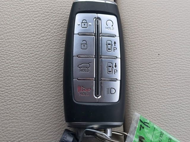 Used 2023 Genesis GV80 2.5T w/ Prestige 20" Package image 28