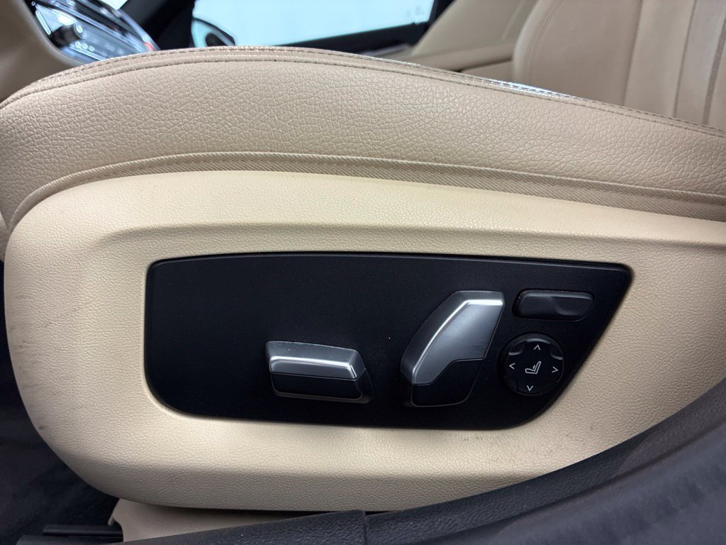 Used 2019 BMW 530i RWD image 21