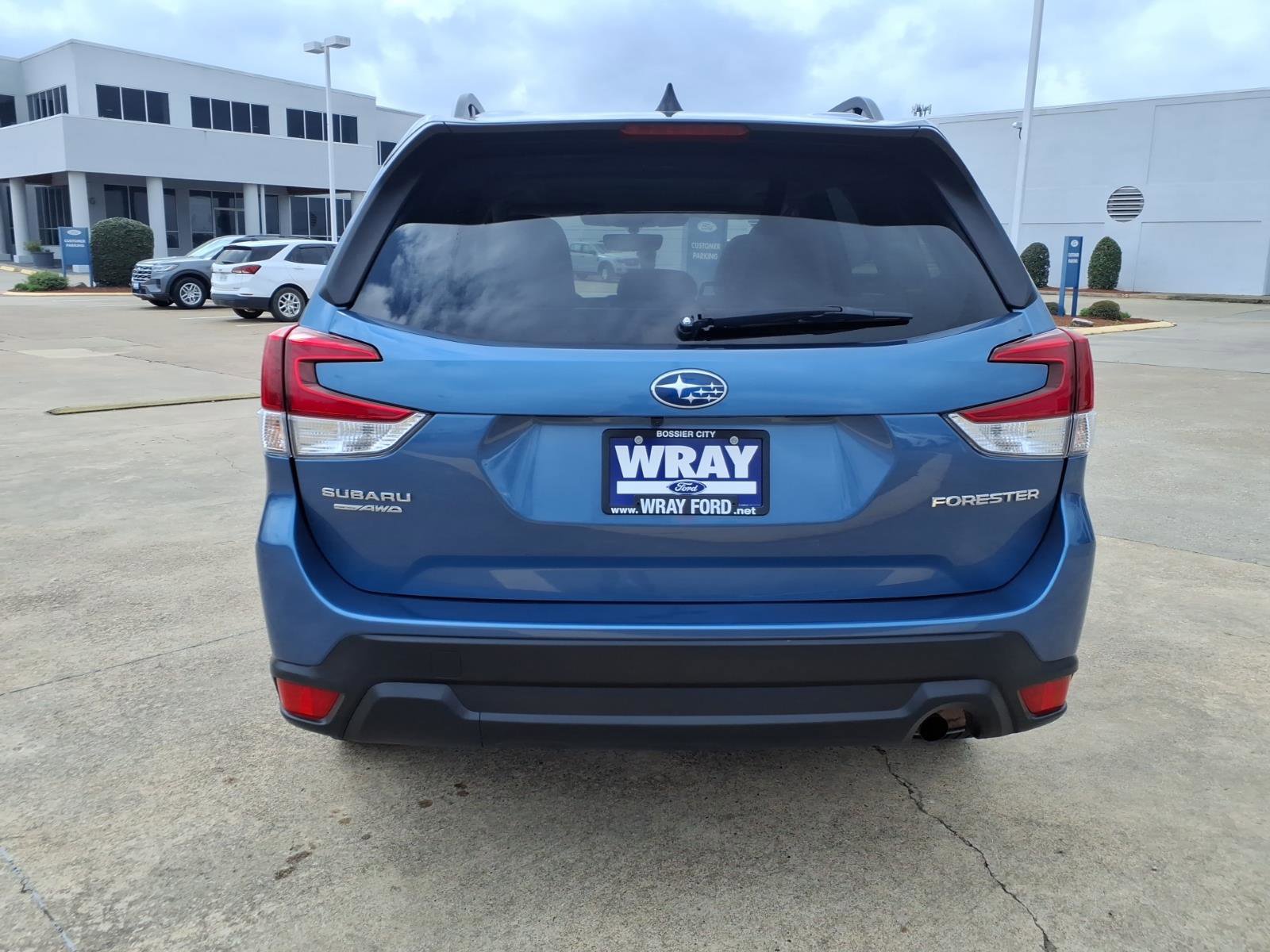 Used 2024 Subaru Forester Premium AWD/4WD image 3