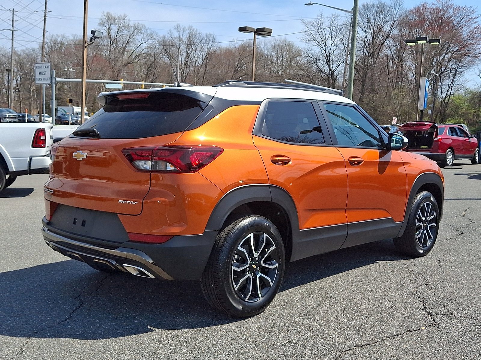 Used 2023 Chevrolet TrailBlazer ACTIV w/ Sun and Liftgate Package image 6