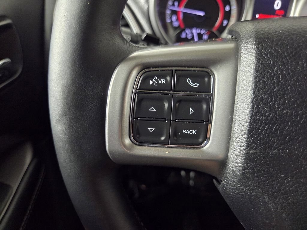 Used 2018 Dodge Journey Crossroad FWD image 17