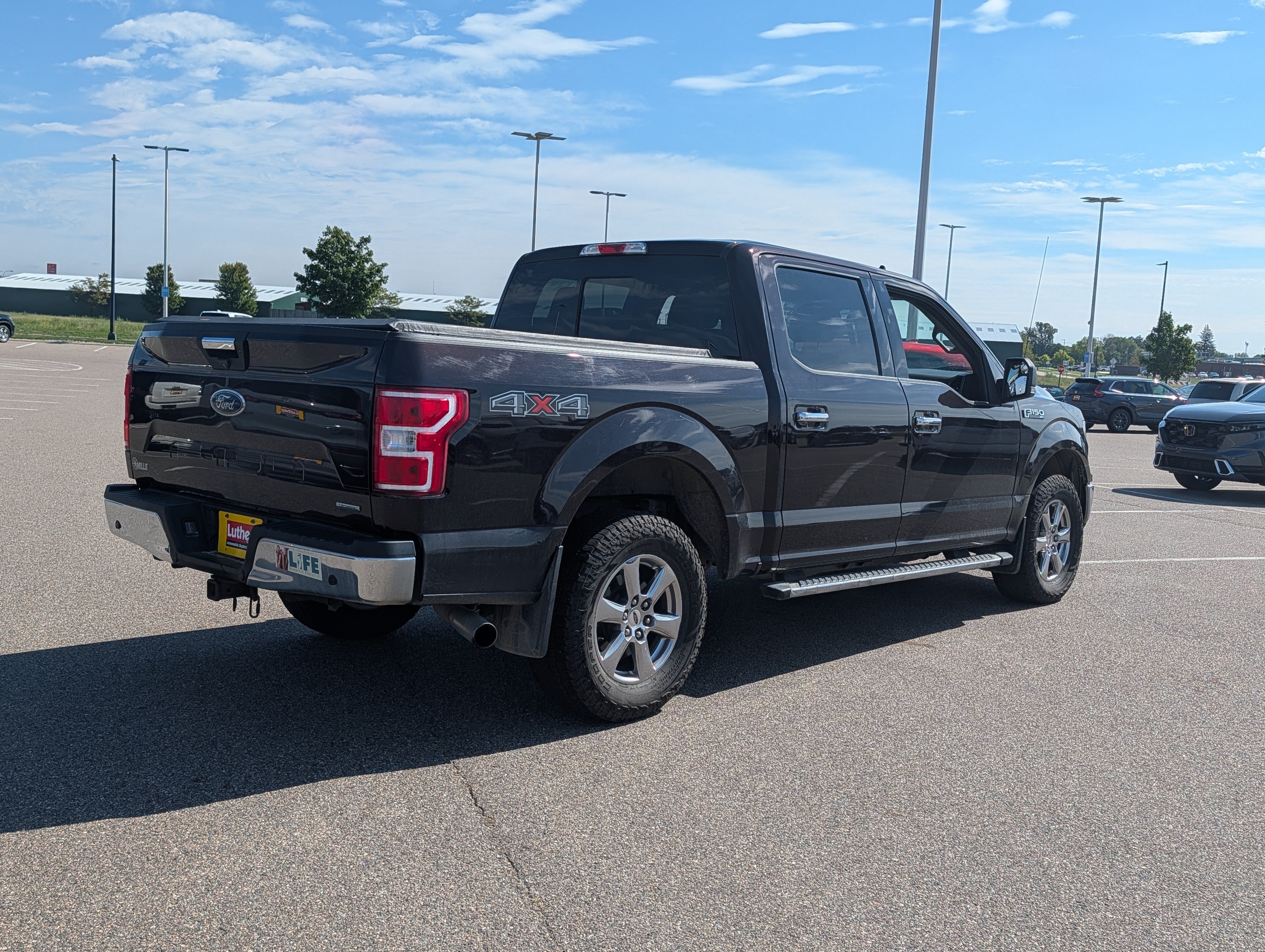 Used 2018 Ford F150 XLT w/ Equipment Group 302A Luxury AWD/4WD image 4
