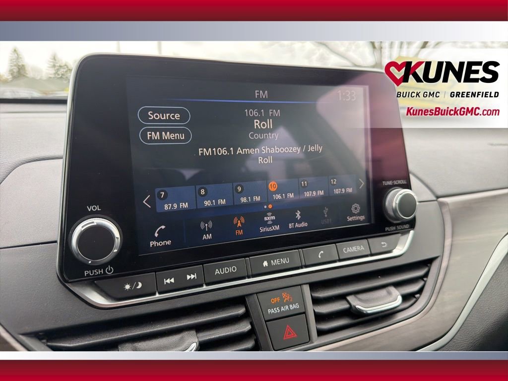 Used 2024 Nissan Altima 2.5 SV image 24