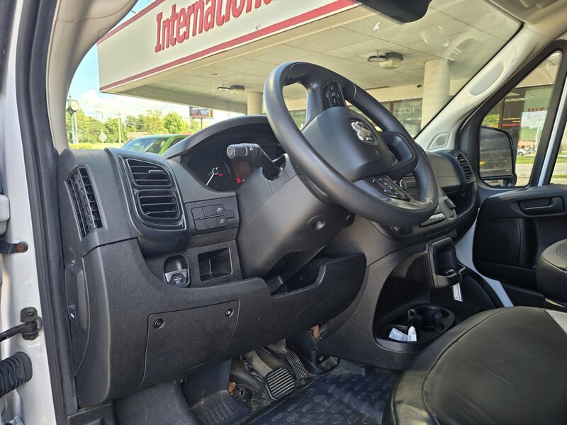Used 2023 RAM ProMaster 2500 FWD image 8