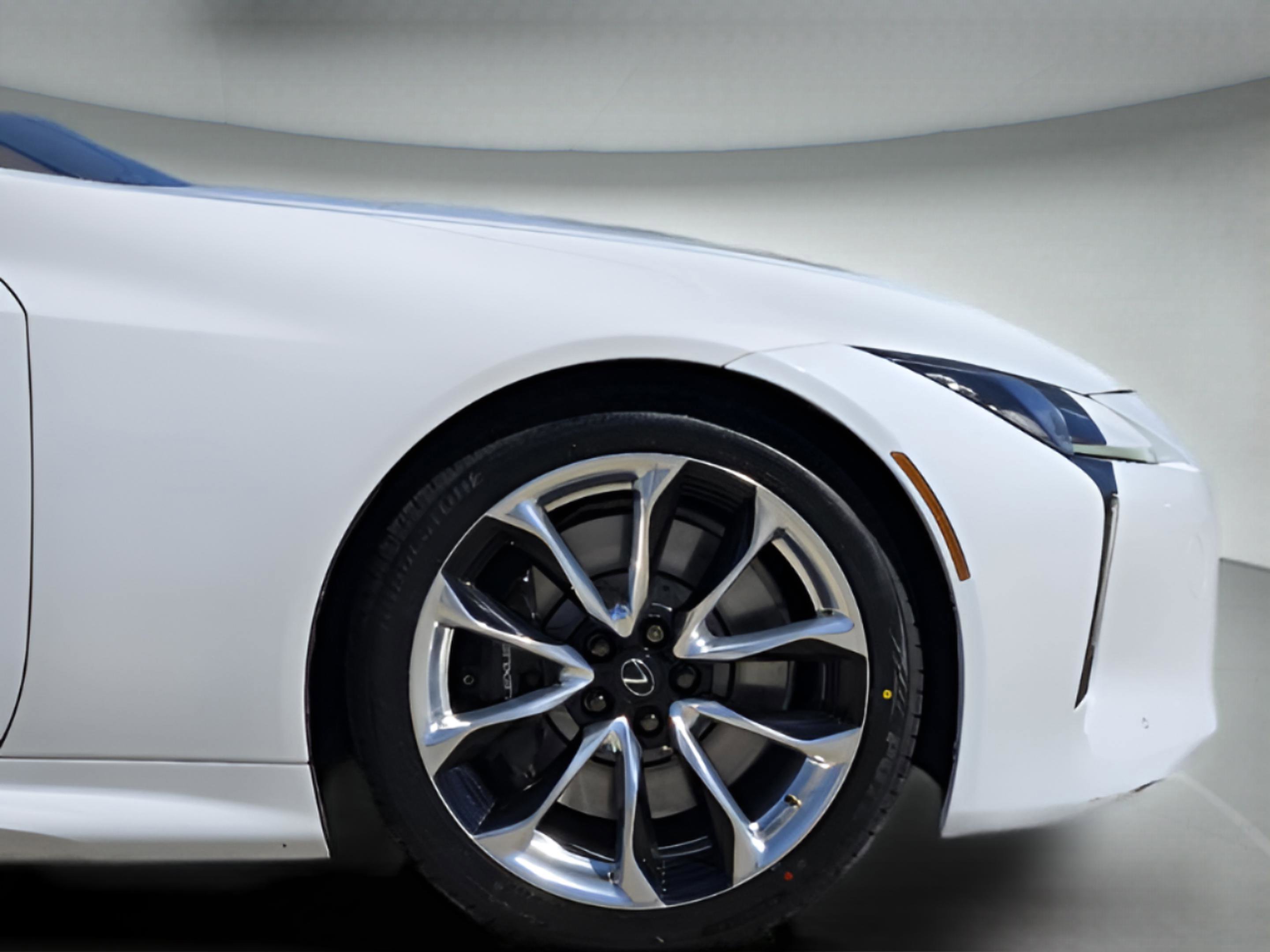 Used 2018 Lexus LC 500 Coupe RWD image 34
