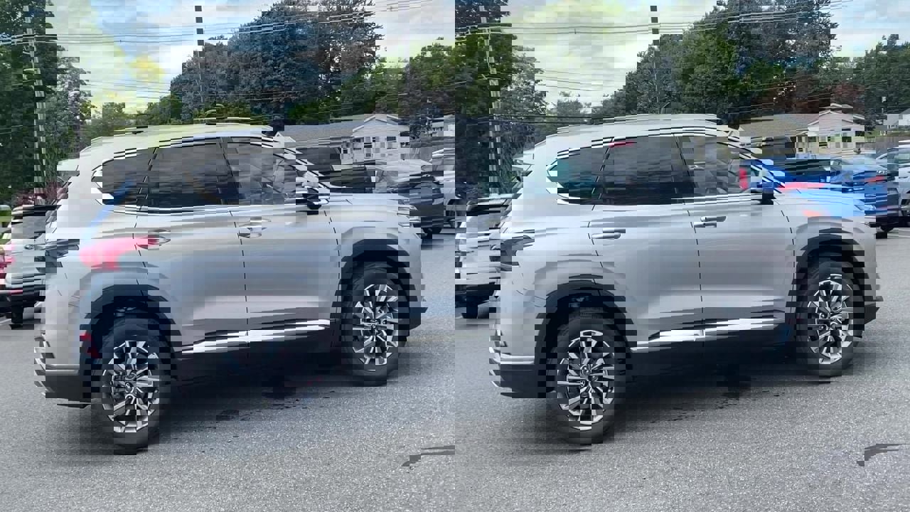 Used 2020 Hyundai Santa Fe SEL w/ Convenience + Premium Package image 9