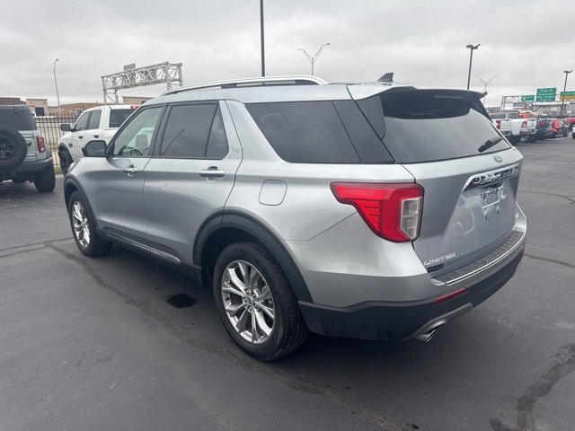 Used 2024 Ford Explorer Limited image 7