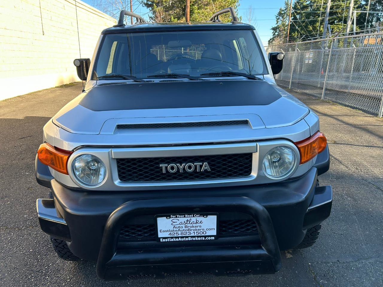 Used 2008 Toyota FJ Cruiser 4WD AT image 2