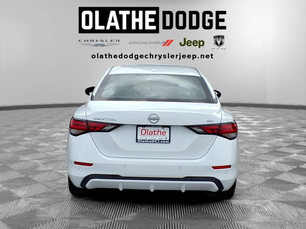 Used 2024 Nissan Sentra SV FWD image 27