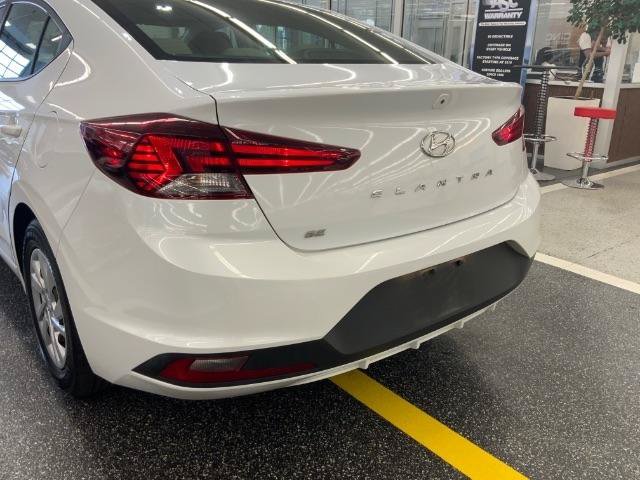 Used 2019 Hyundai Elantra SE FWD image 39