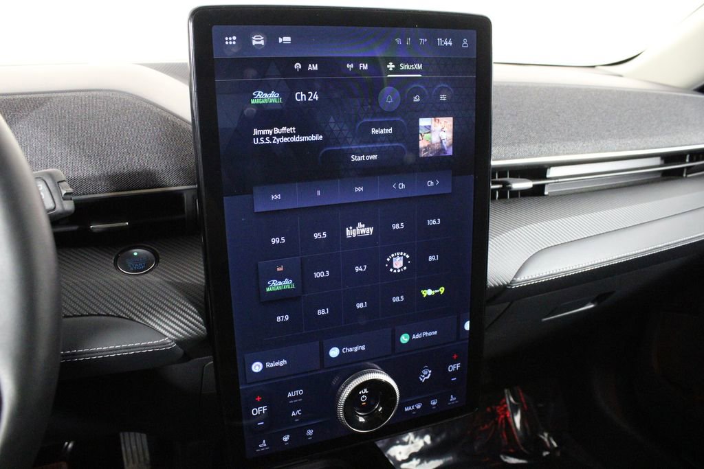 Used 2023 Ford Mustang Mach-E Premium image 35