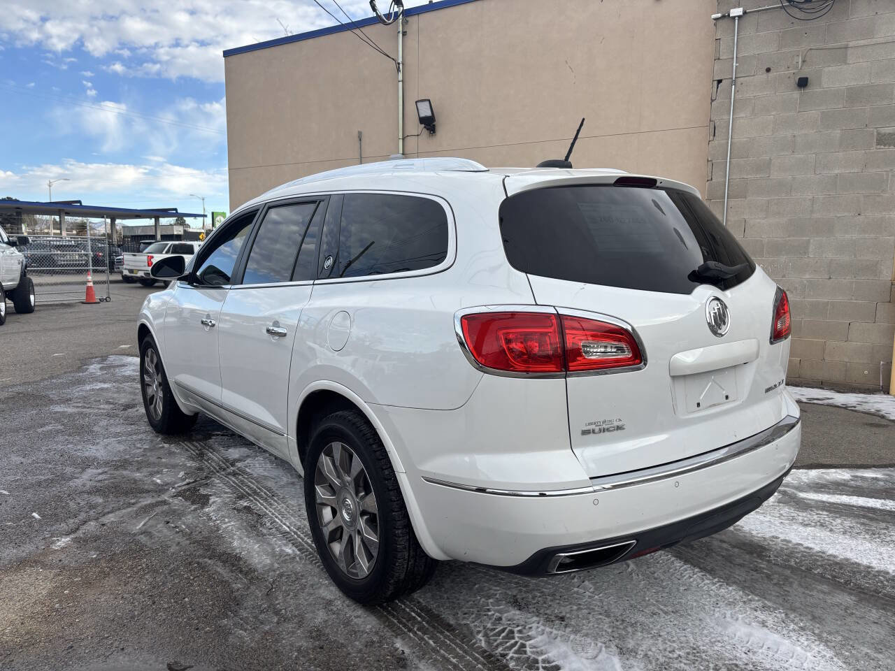 Used 2017 Buick Enclave Premium w/ Experience Buick Package image 5