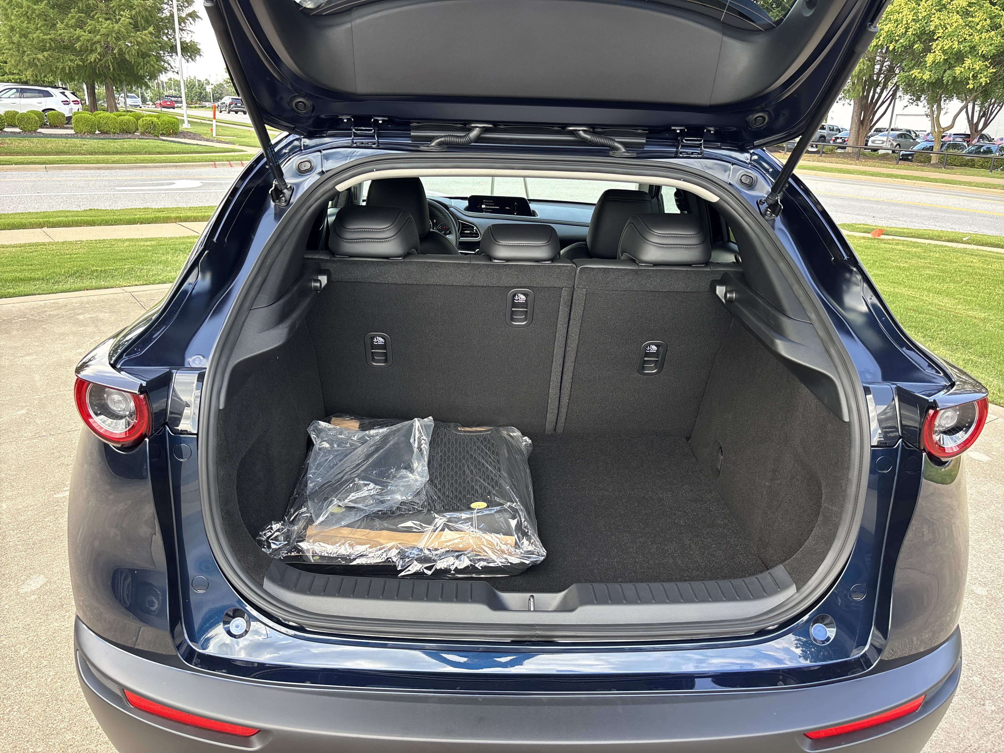 New 2026 MAZDA CX-30 AWD 2.5 S w/ Select Sport Pkg image 7