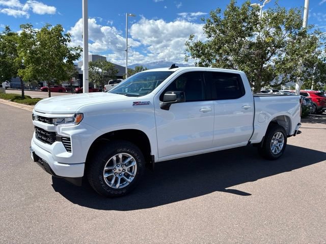 New 2026 Chevrolet Silverado 1500 RST w/ Z71 Off-Road Package AWD/4WD image 3