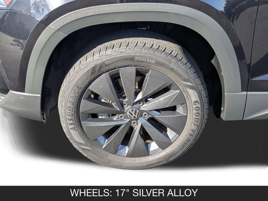 Used 2022 Volkswagen Taos S FWD image 11