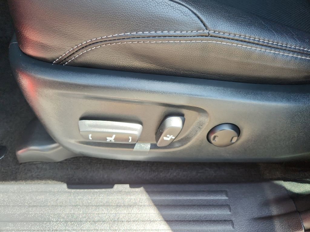 Used 2022 Toyota 4Runner Limited image 8