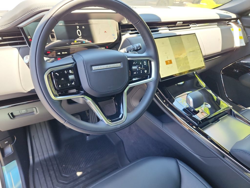 New 2026 Land Rover Range Rover Sport SE AWD/4WD image 15