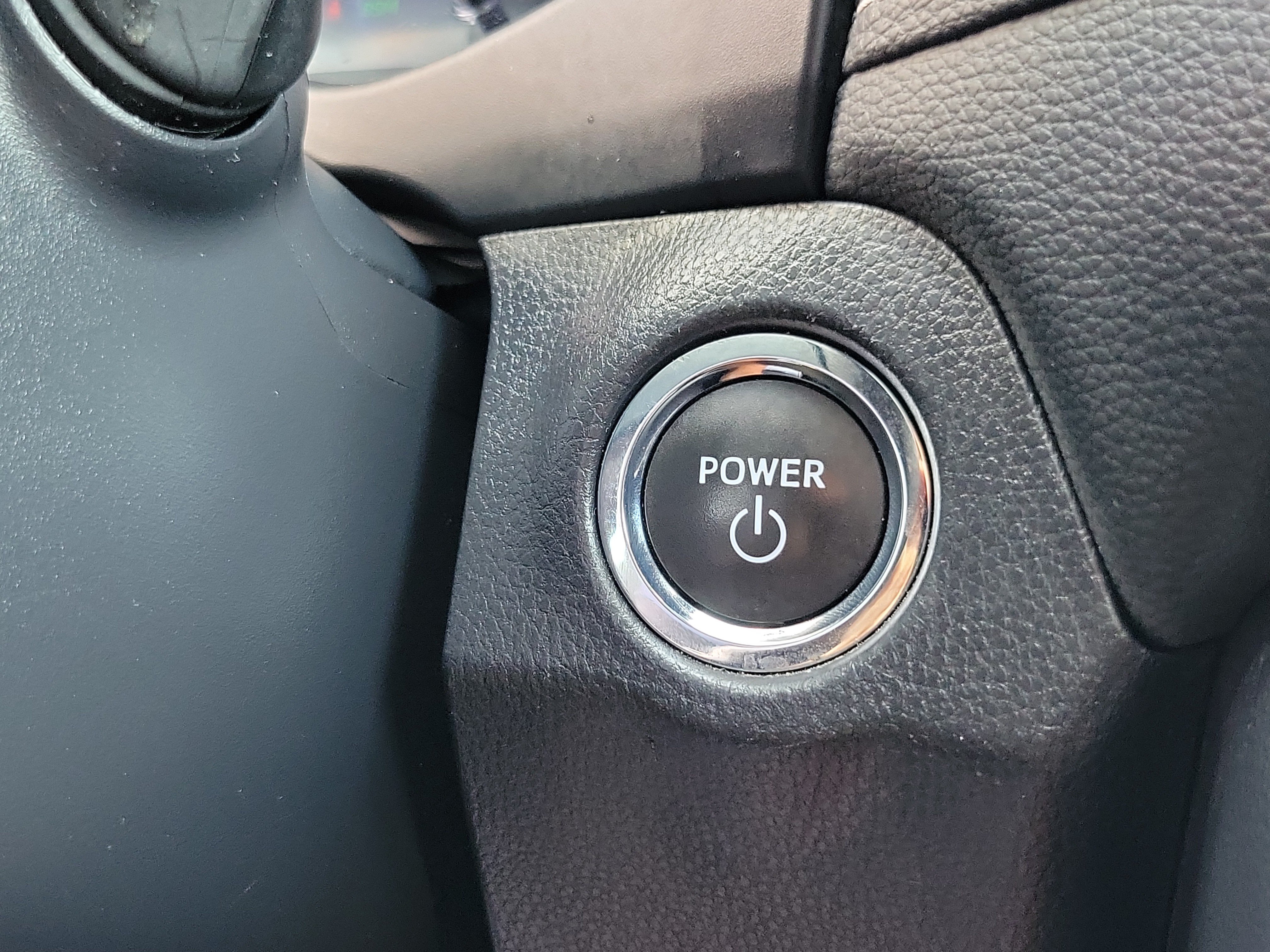 Certified 2025 Toyota RAV4 XLE AWD/4WD image 24