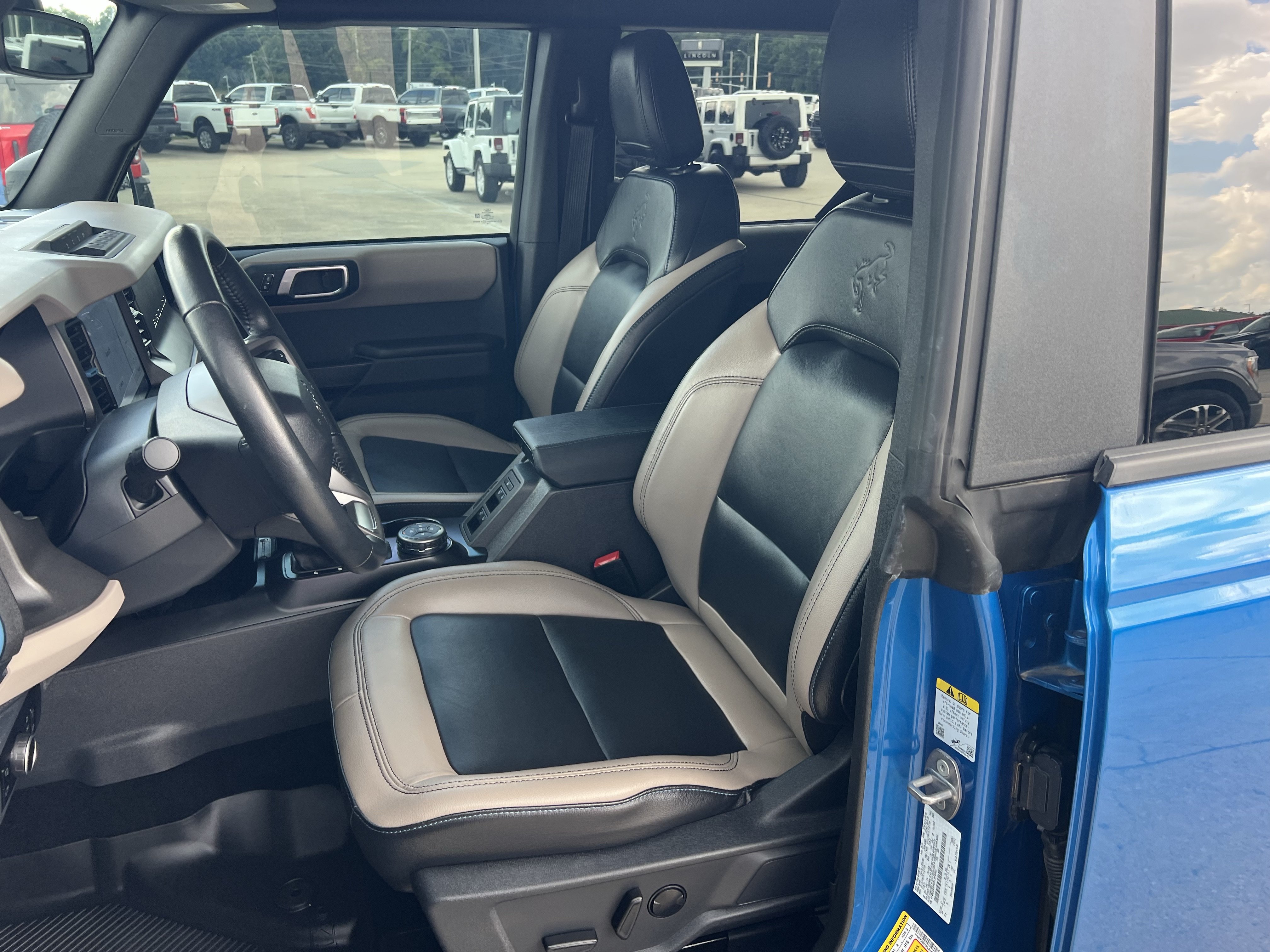 Used 2024 Ford Bronco Wildtrak AWD/4WD image 13