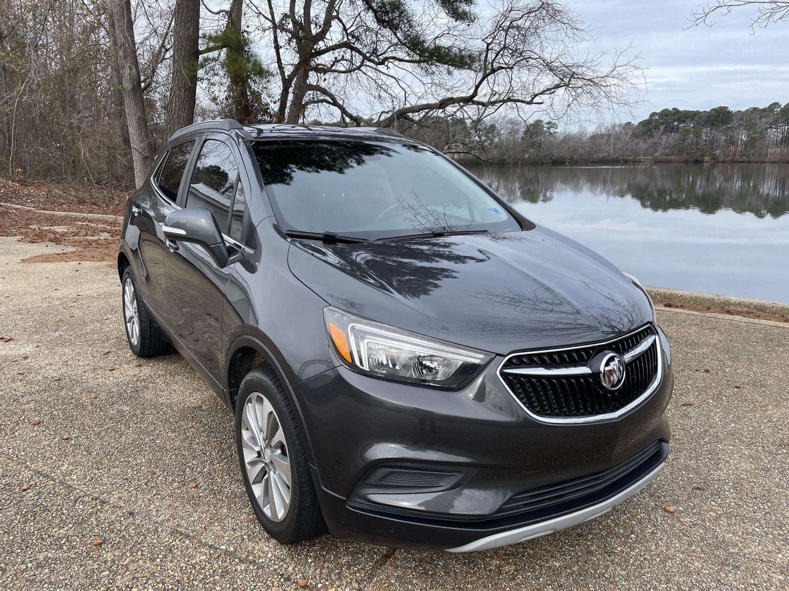 Used 2018 Buick Encore Preferred image 2