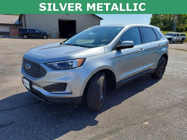 Used 2024 Ford Edge SEL image 6