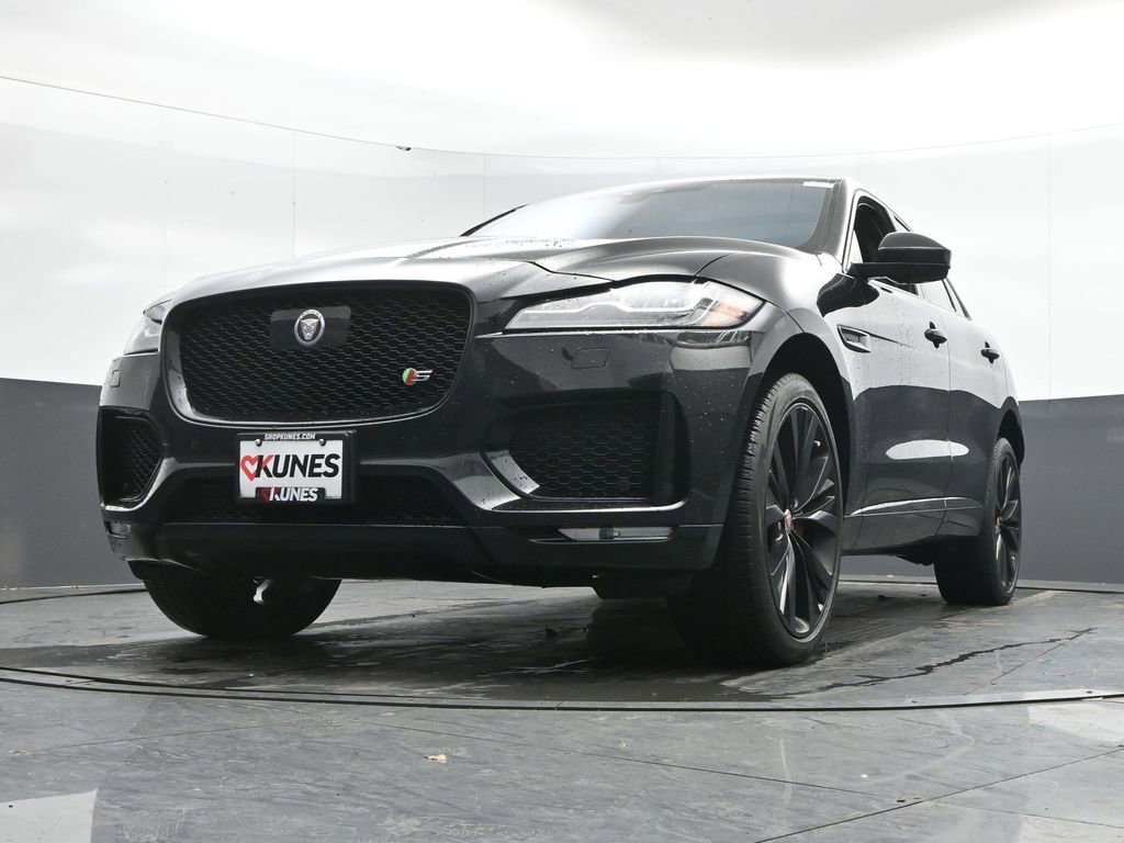 Used 2020 Jaguar F-PACE S image 43