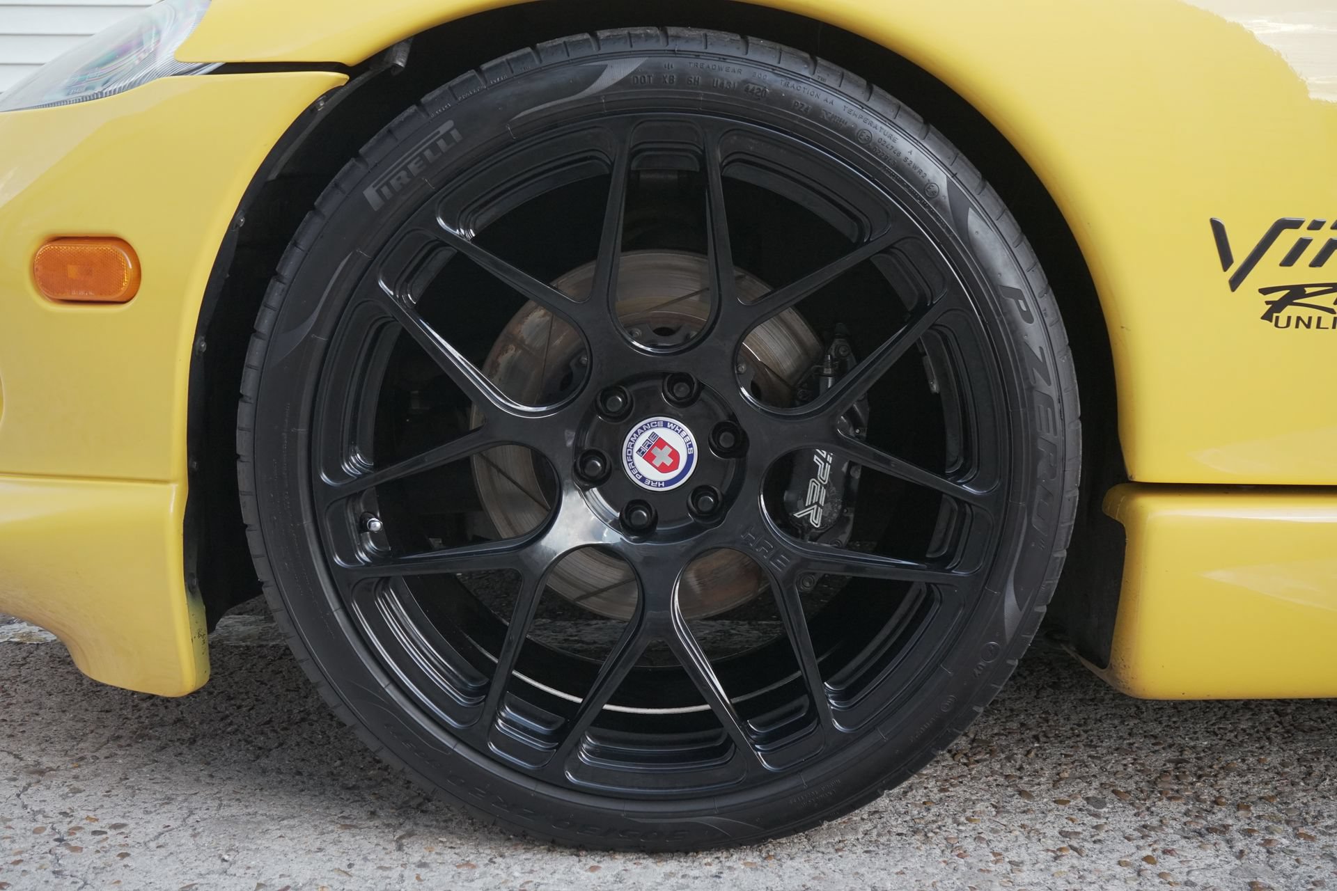 Used 2001 Dodge Viper GTS RWD image 19