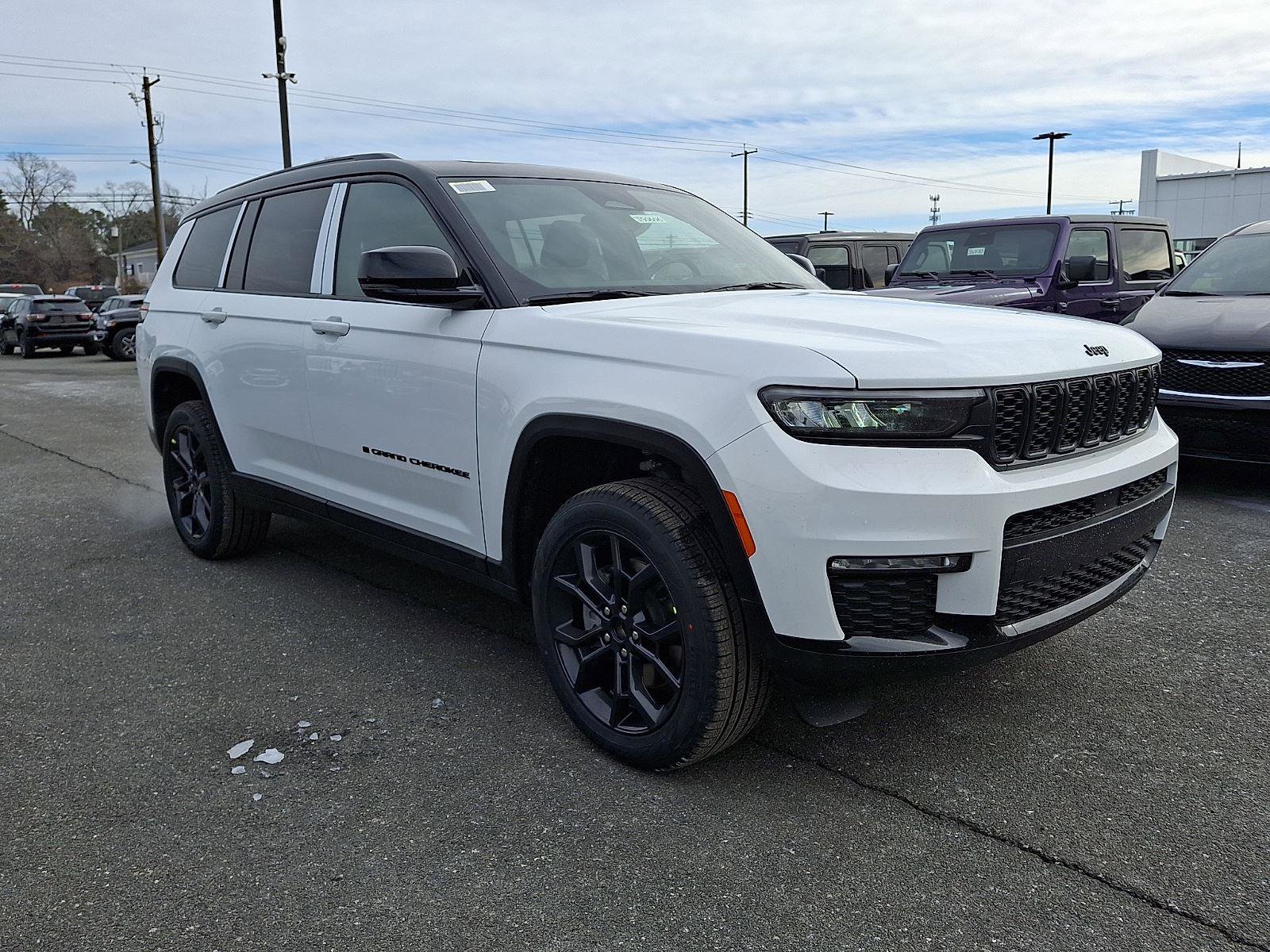 New 2025 Jeep Grand Cherokee L Limited image 2