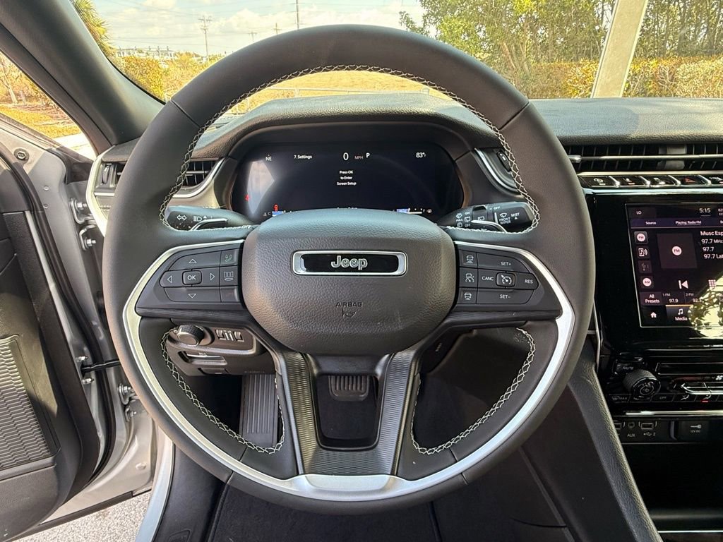 New 2026 Jeep Grand Cherokee L Laredo image 20