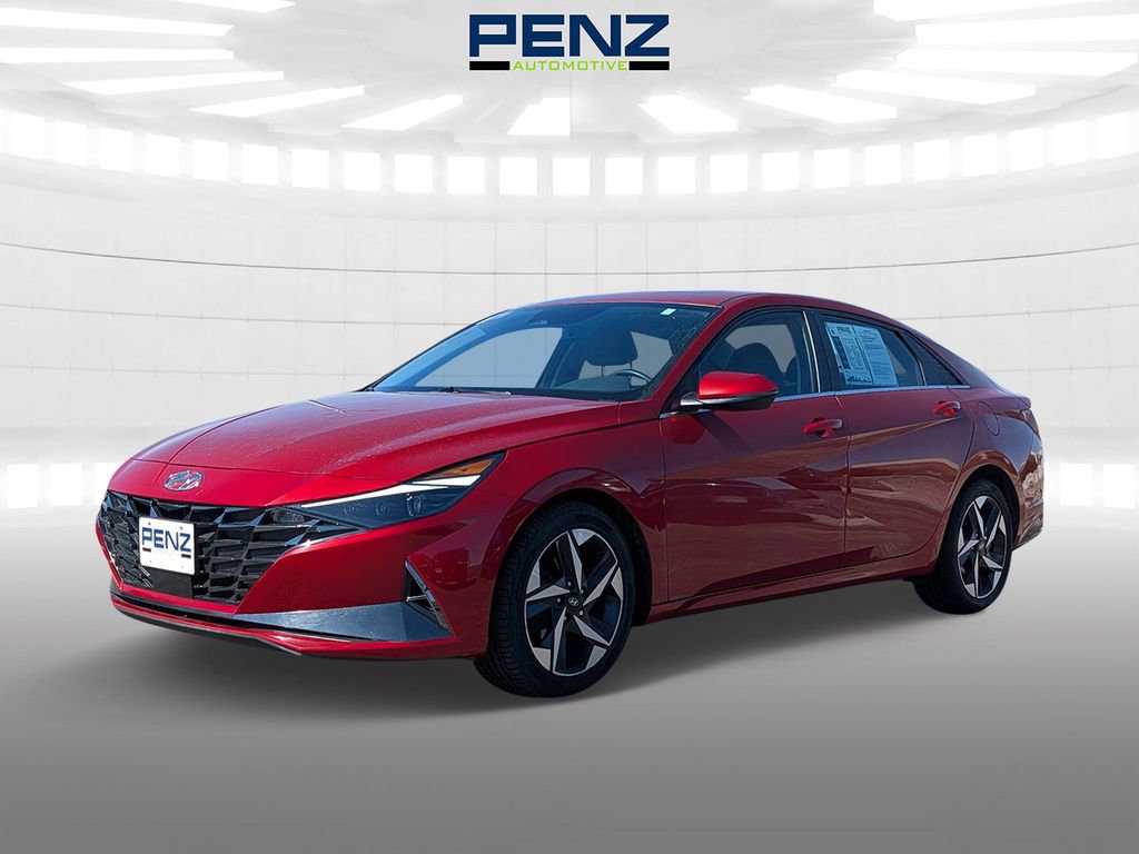 Used 2022 Hyundai Elantra Limited image 3