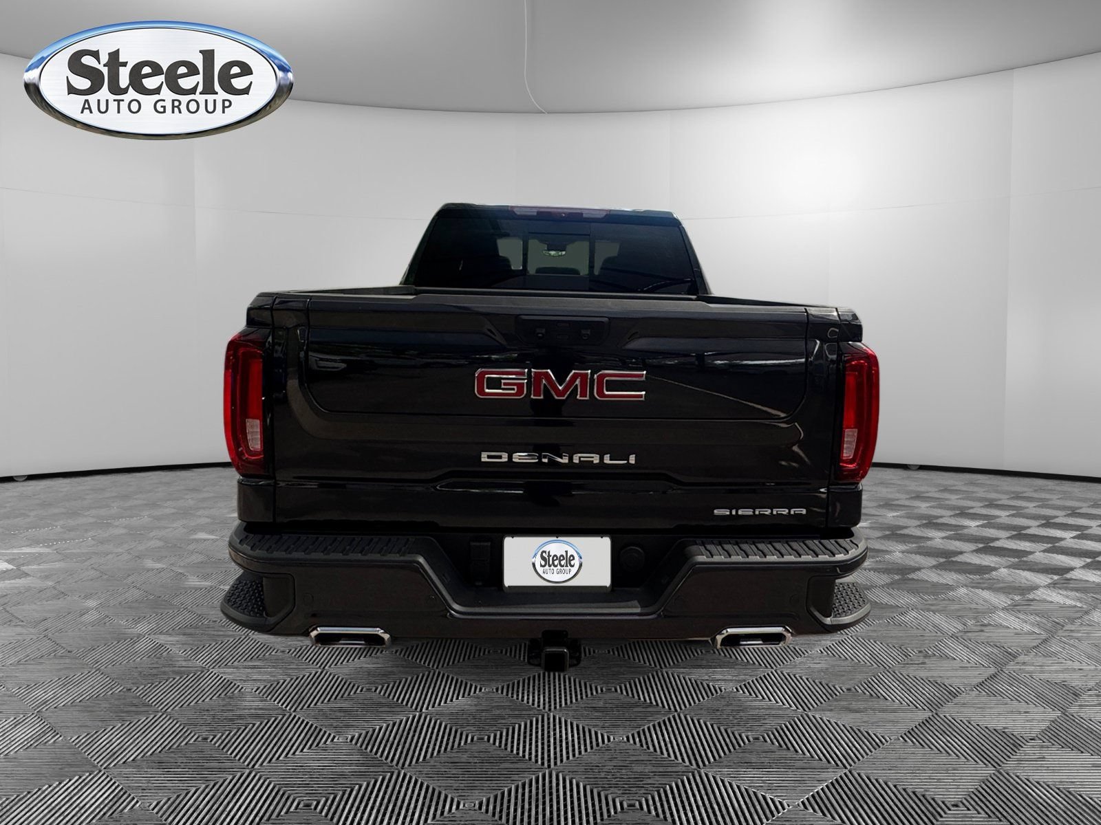 Certified 2025 GMC Sierra 1500 Denali w/ Denali Reserve Package AWD/4WD image 4