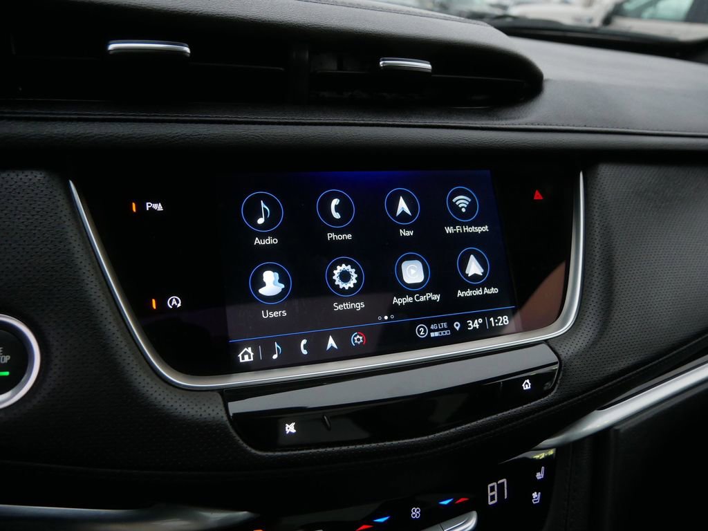 Used 2025 Cadillac XT5 Premium Luxury image 35