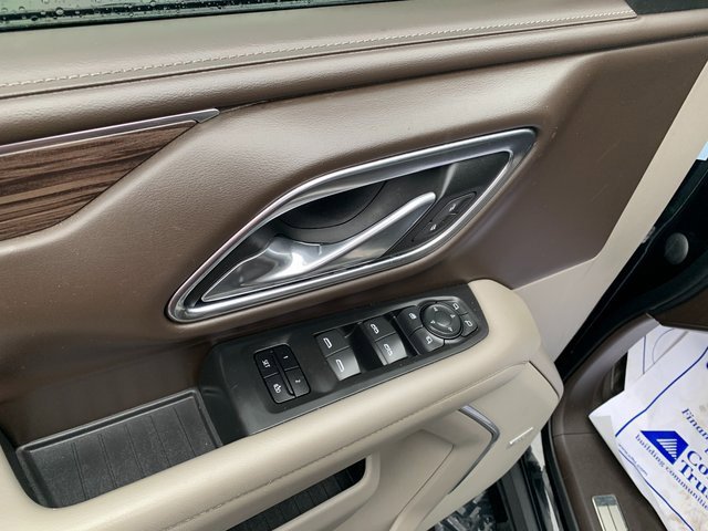 Used 2021 Chevrolet Suburban Z71 w/ Z71 Off-Road Package image 14