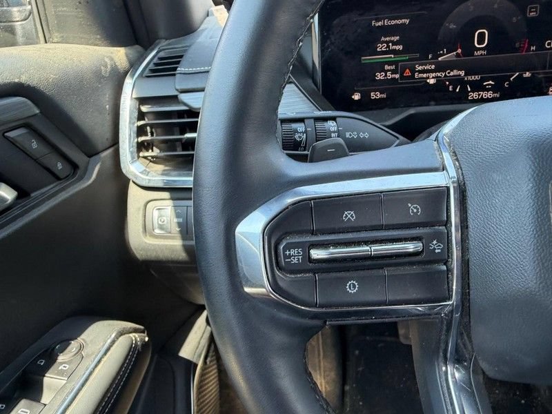 Used 2025 GMC Acadia Elevation w/ Elevation Premium Package FWD image 12