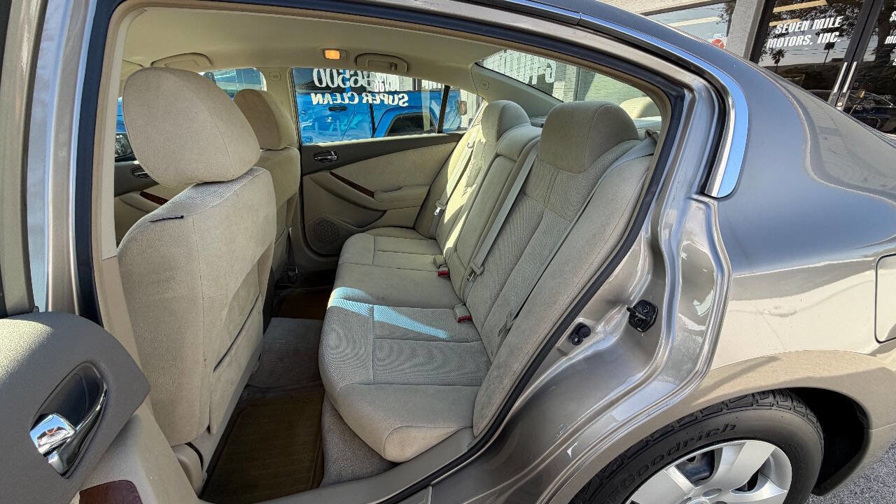 Used 2007 Nissan Altima 2.5 S w/ Convenience Pkg FWD image 11