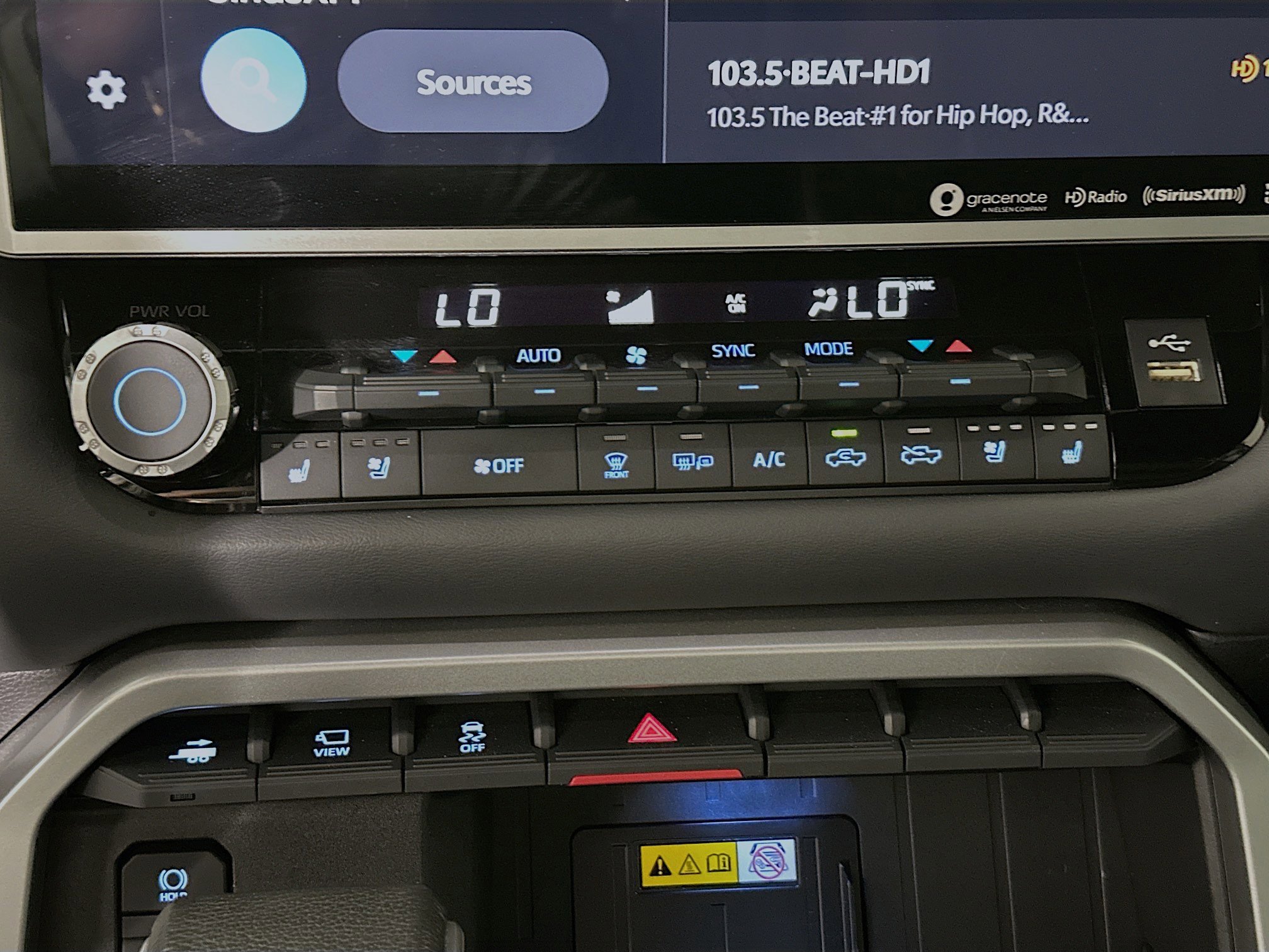 Used 2024 Toyota Tundra Platinum image 22