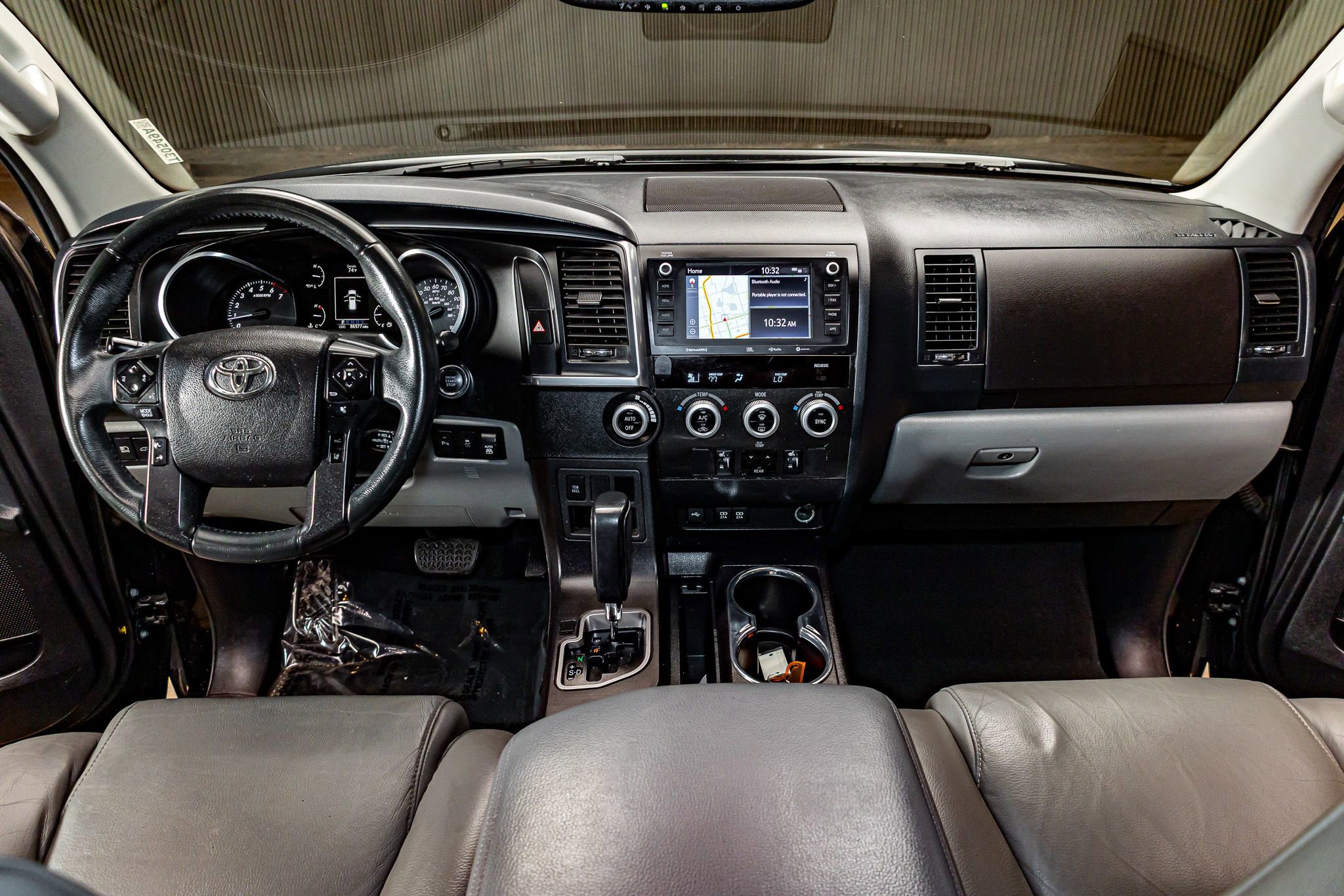 Used 2022 Toyota Sequoia Limited image 14
