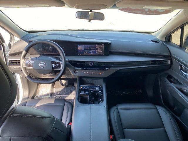 Used 2025 Nissan Murano SV FWD image 12
